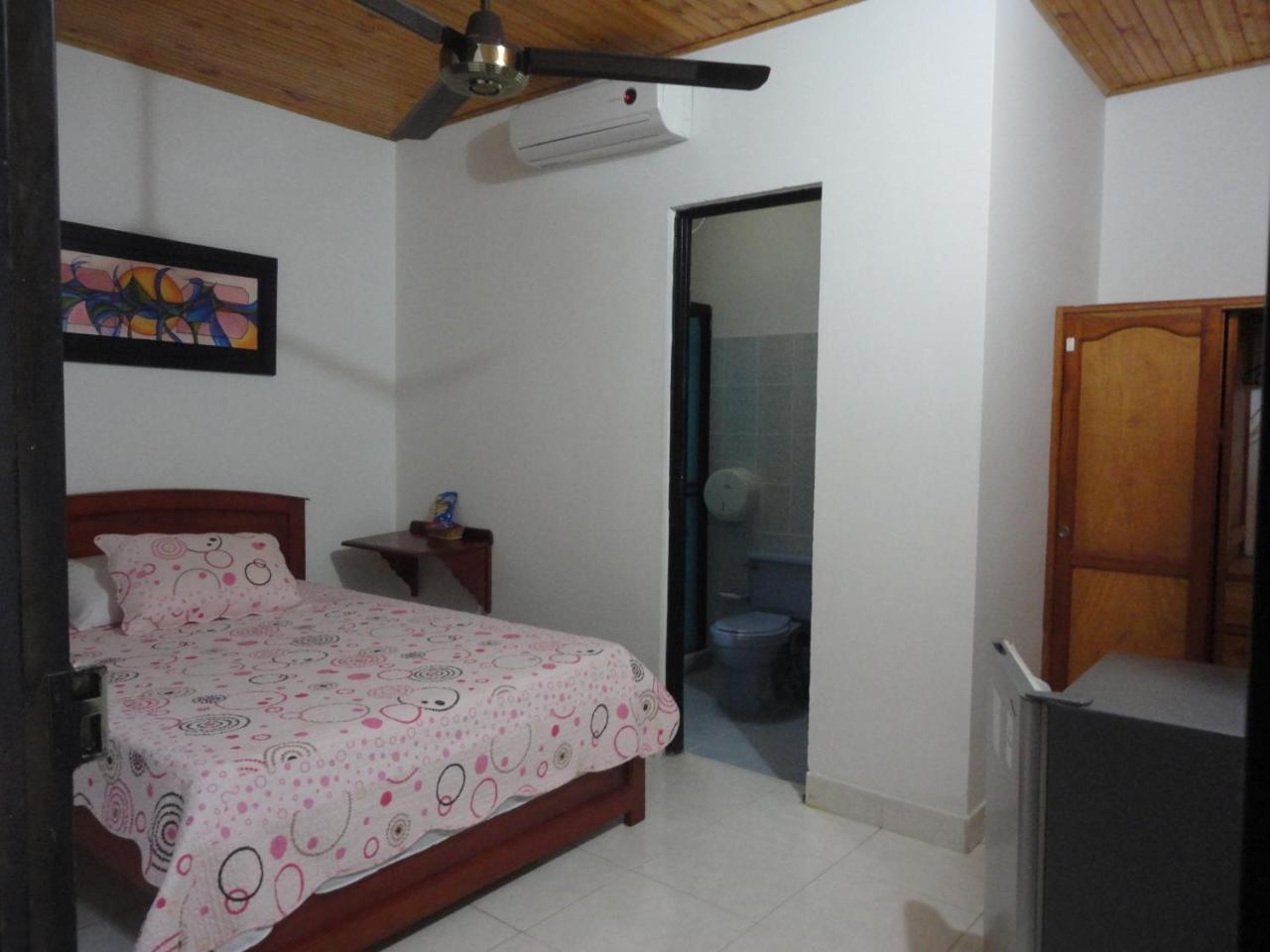 Casa Hotel Kerana Moon Puerto Boyaca Exterior photo